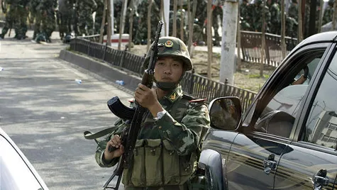 Cảnh sát vũ trang Trung Quốc (ảnh: theepochtimes)